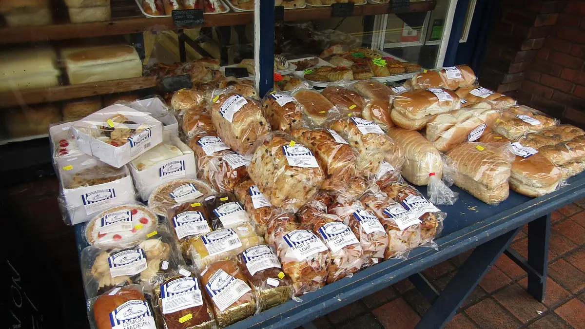 Sweetness & Light – bakery in Ballymoney town centre